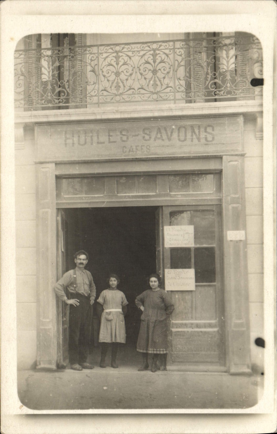 Real photo Oils Soaps Coffees