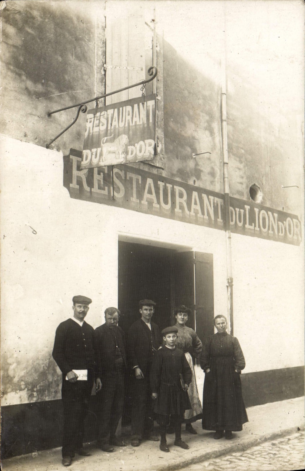 CARTE PHOTO Restaurant du lion d'Or
