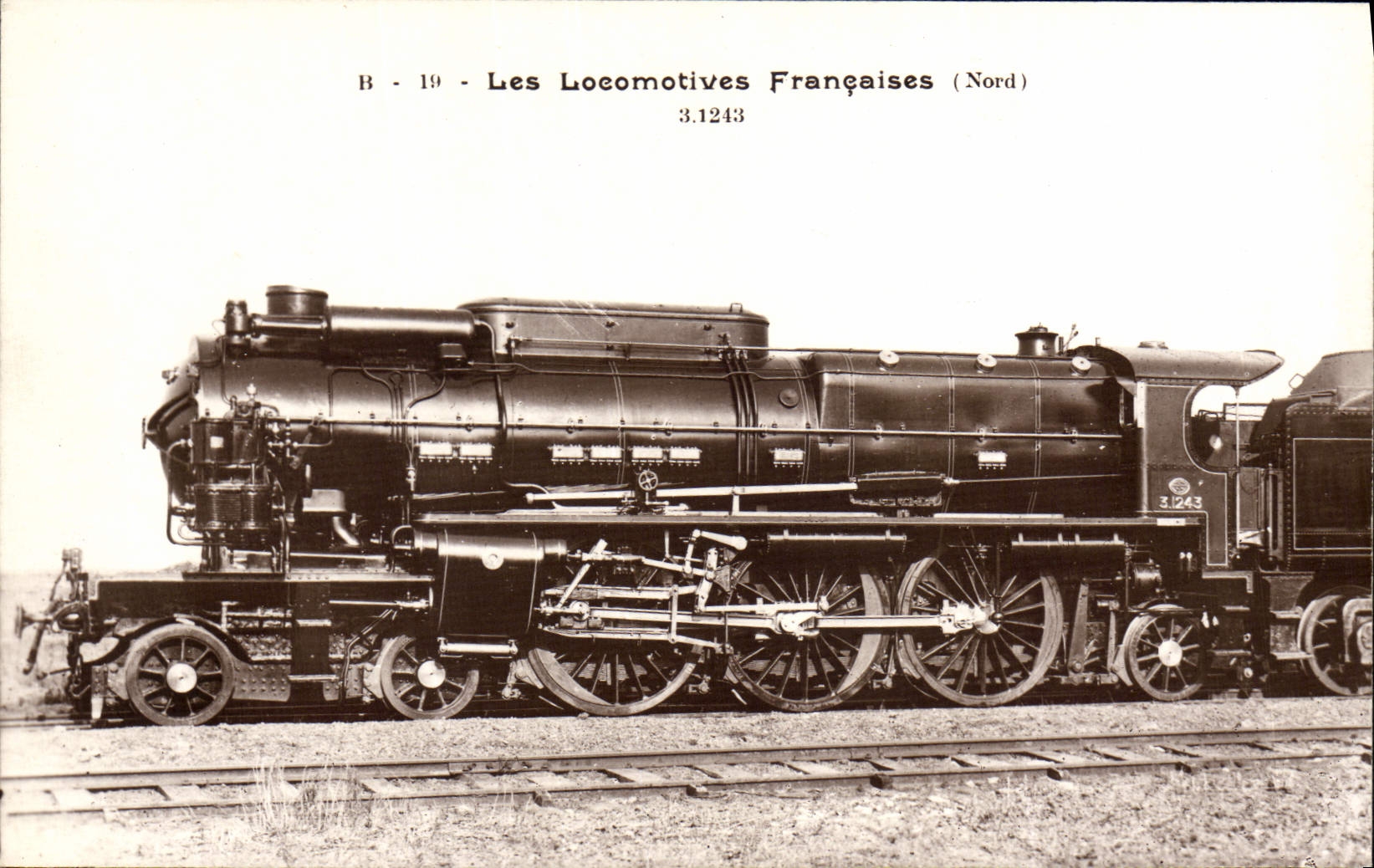 VINTAGE POSTCARD Train Engine 3 1243 North