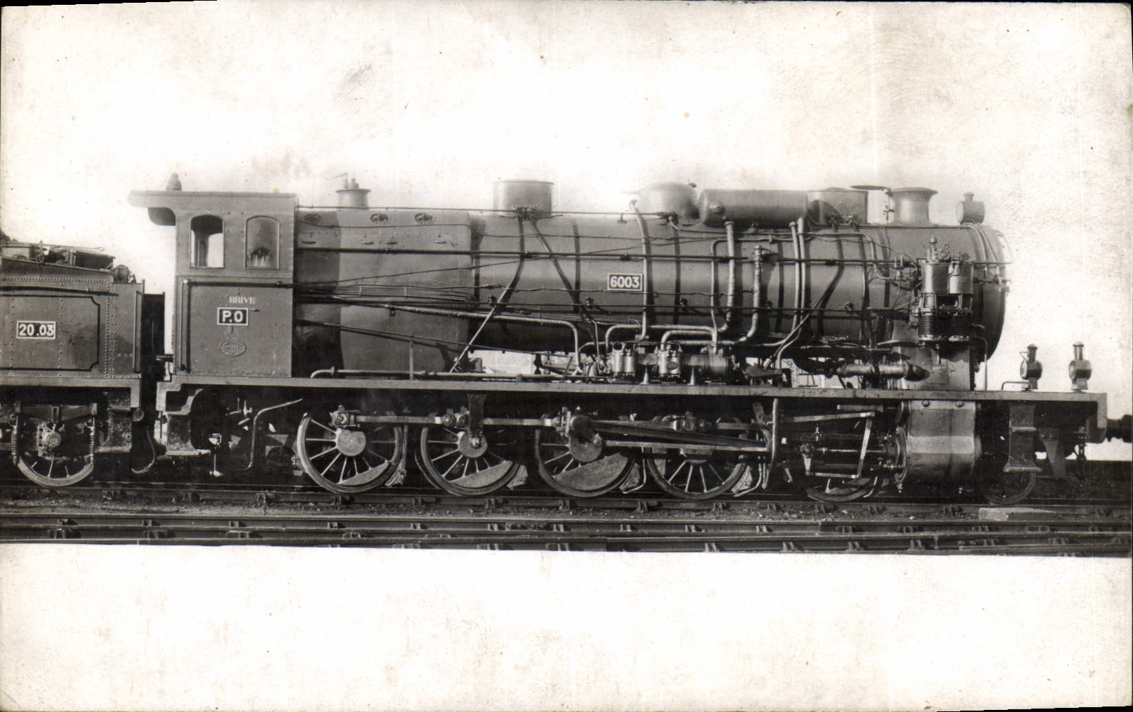 VINTAGE POSTCARD Train Engine PO D47
