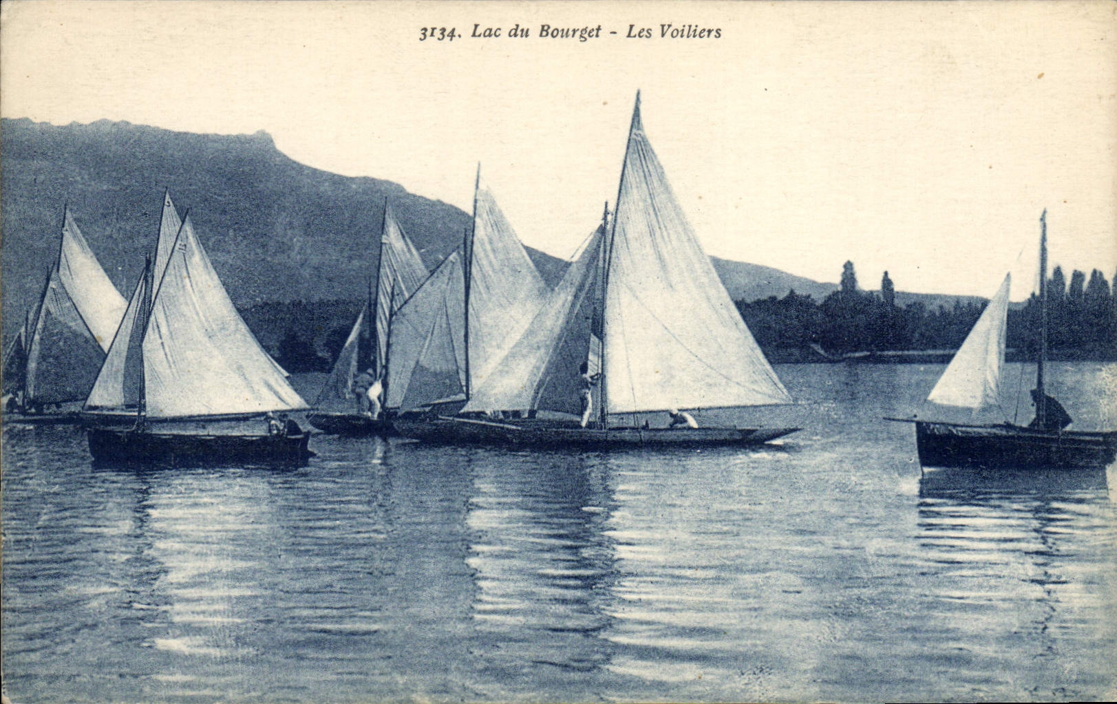 VINTAGE POSTCARD Sailing Boat Lake of Le Bourget sailing ships