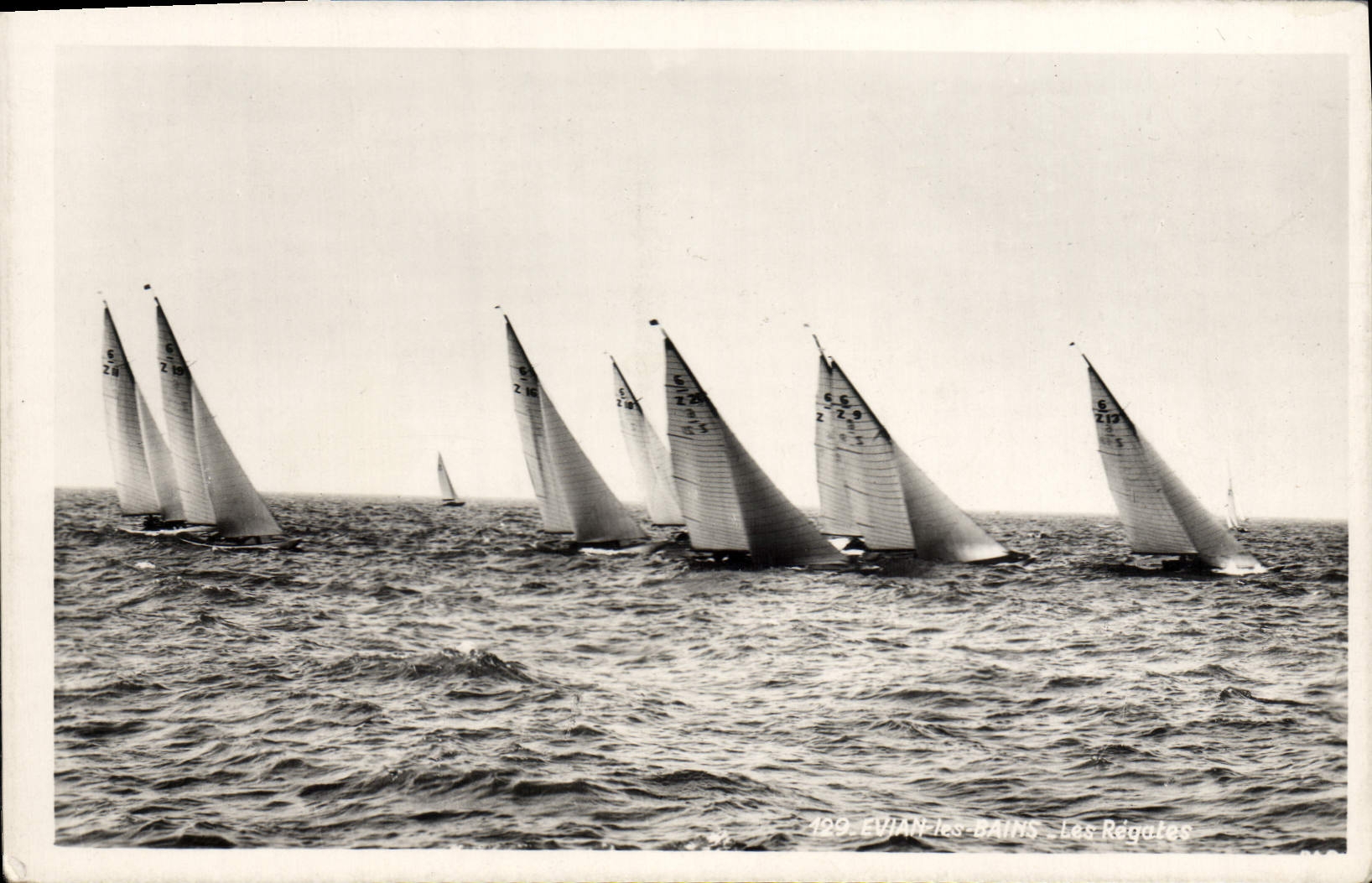 VINTAGE POSTCARD Sailing Boat Evian les Bains Regattas