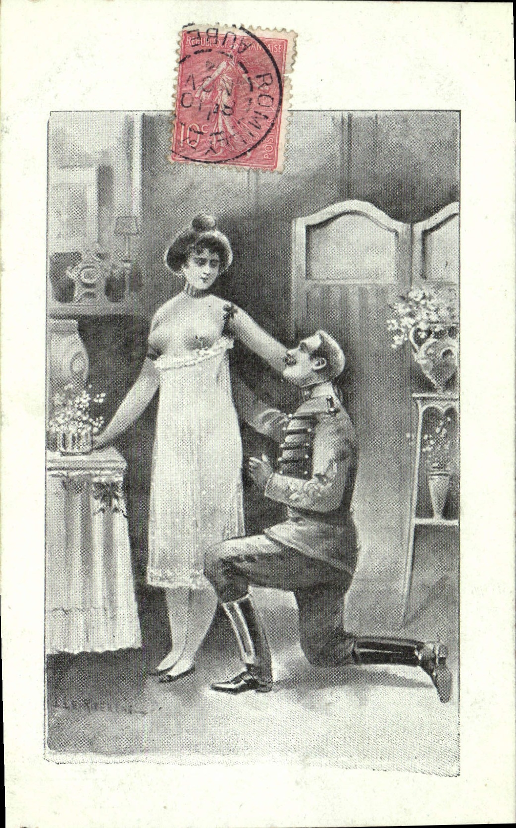 CPA Femme Nu erotique Soldat Militaria