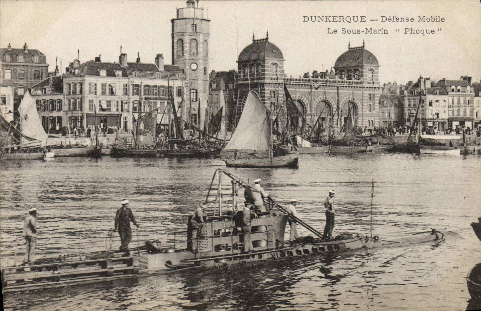 VINTAGE POSTCARD Boat Underwater Submarine Dunkirk mobile Defense the submarine Seal