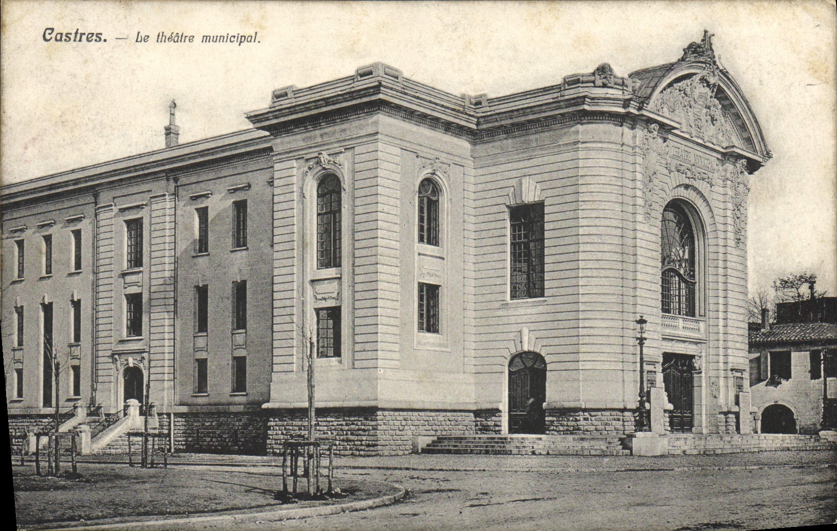 CPA Castres Le Theatre municipal