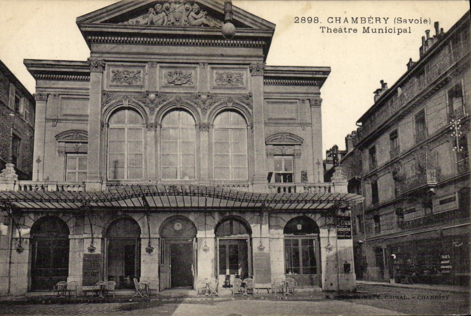 VINTAGE POSTCARD the municipal Theater Chambéry