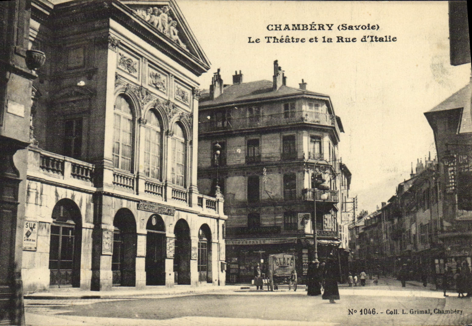 CPA Le Theatre et la rue d'Italie Chambery