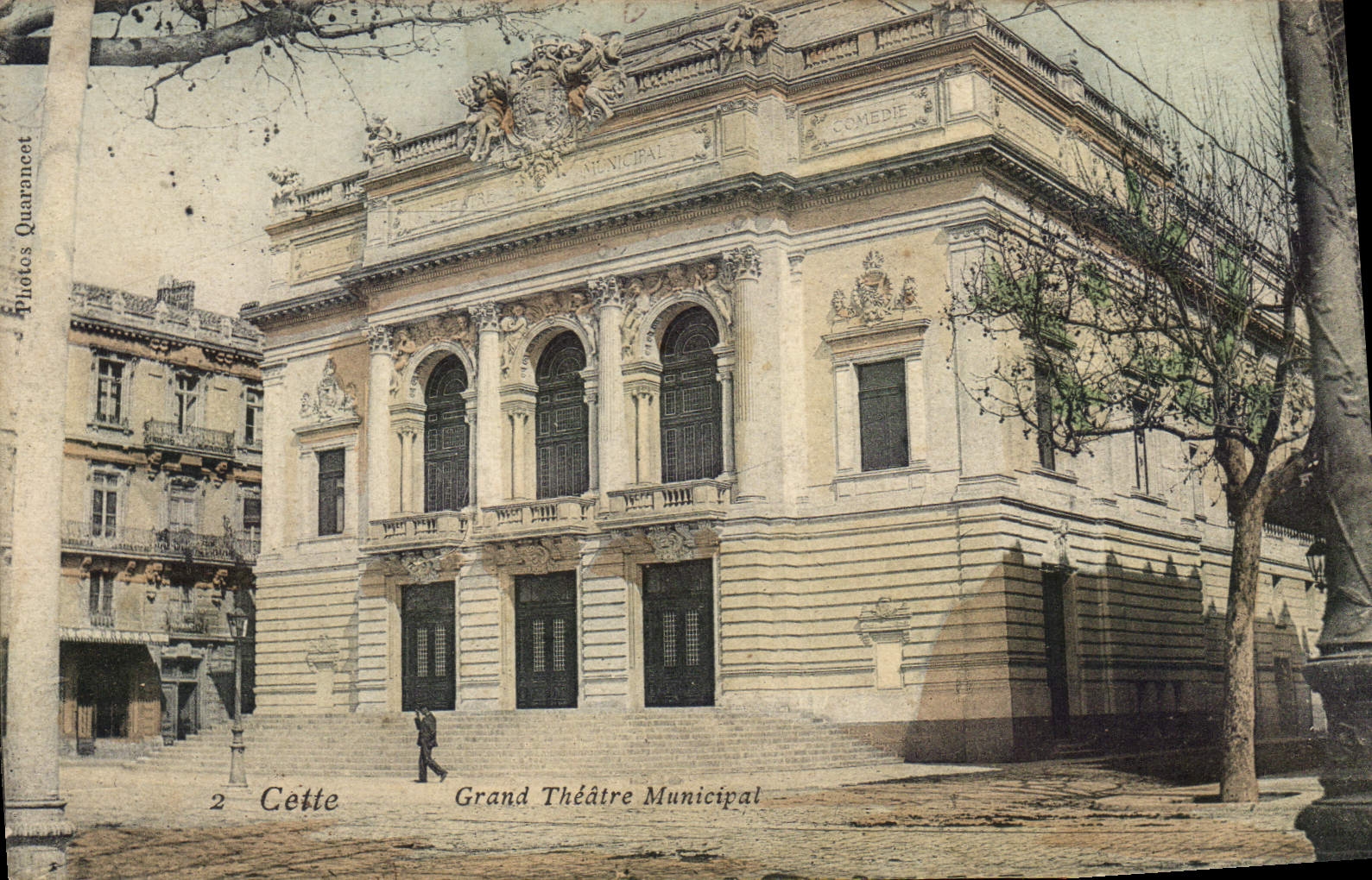 VINTAGE POSTCARD This Large municipal Theater