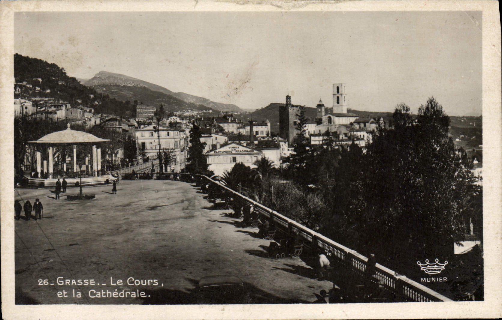 CPM Grasse Le Cours et la Cathedrale