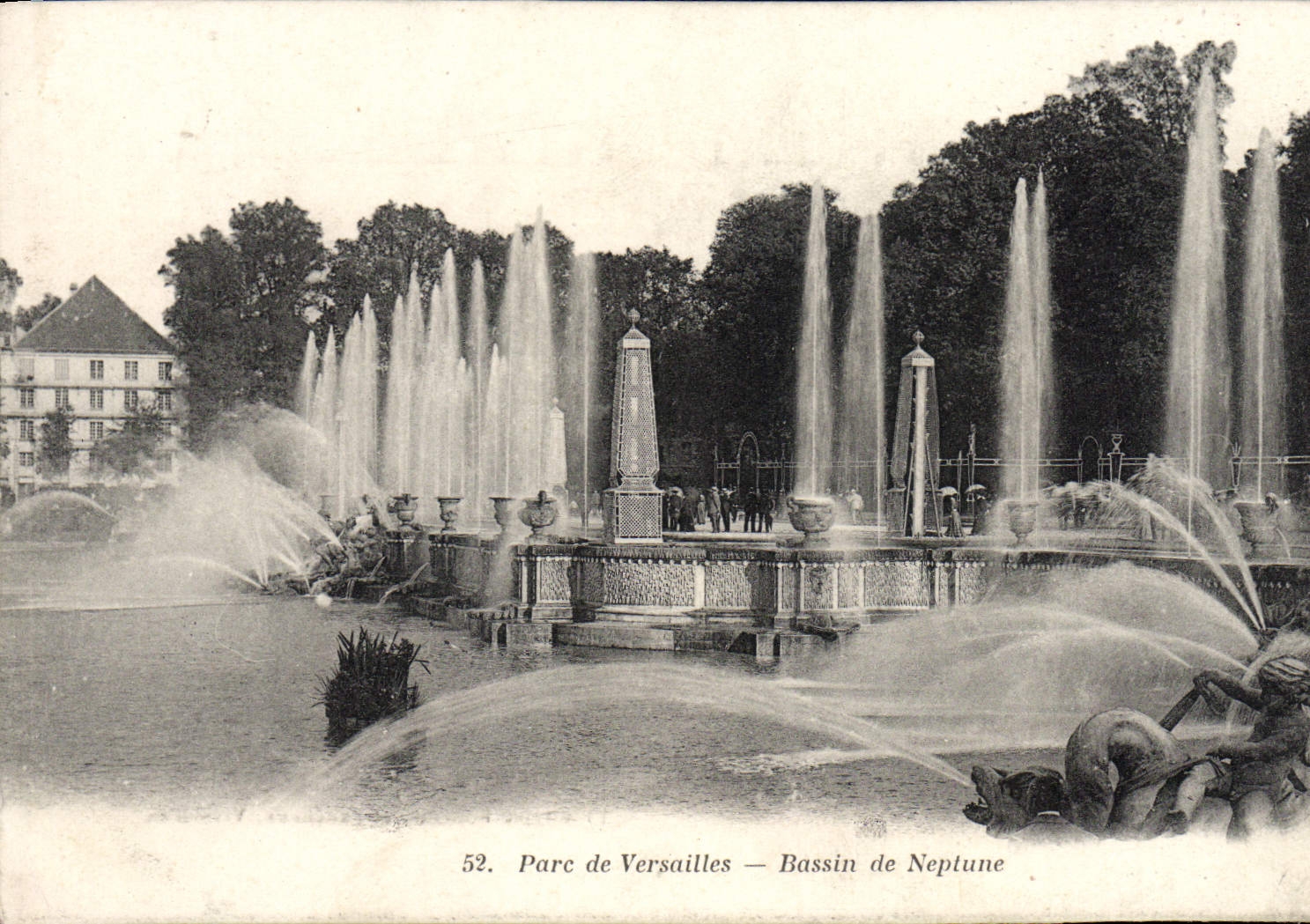 VINTAGE POSTCARD Versailles Basin of Neptune