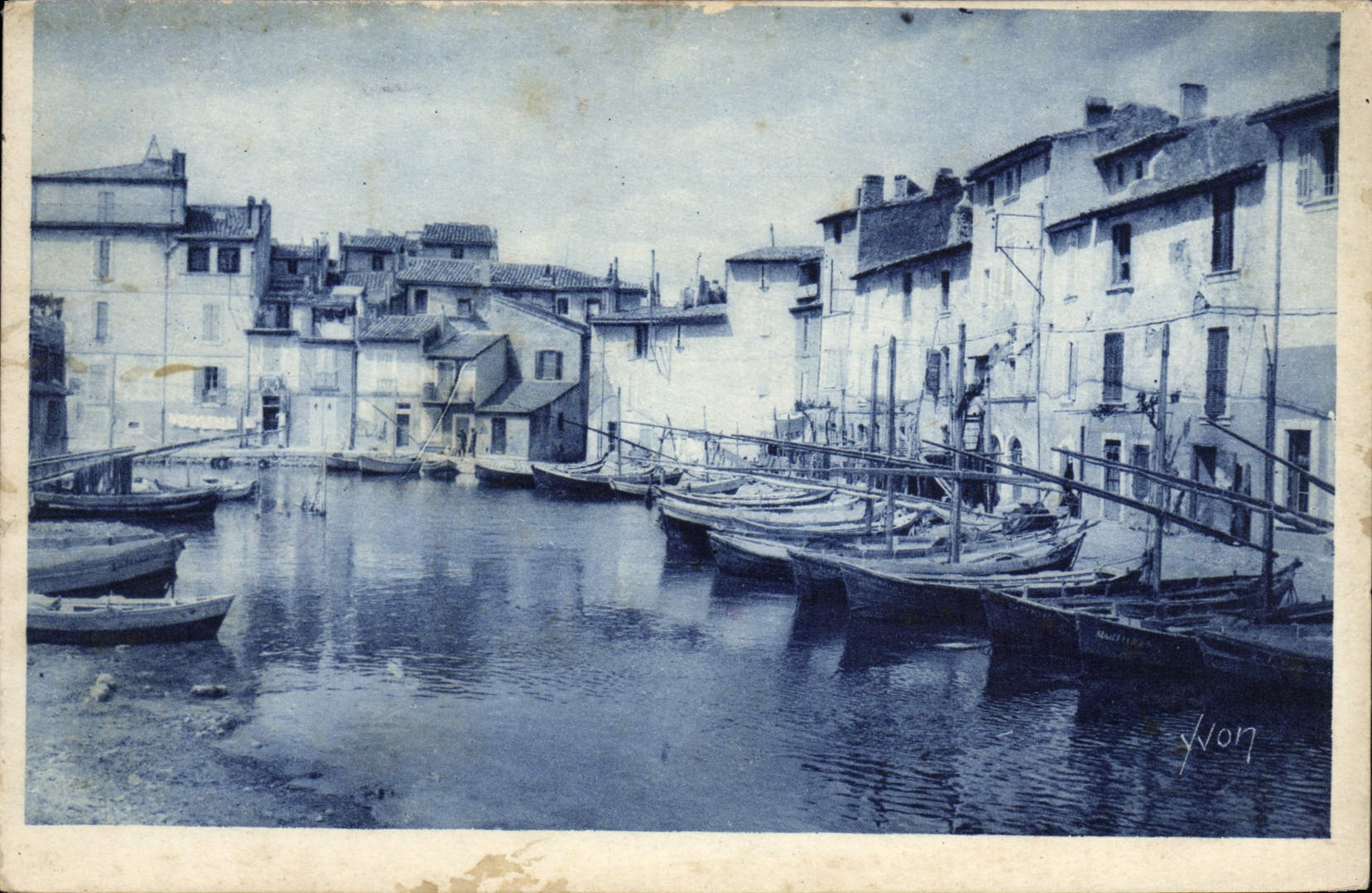 POSTAL Martigues de la VENDIMIA una esquina de Venecia