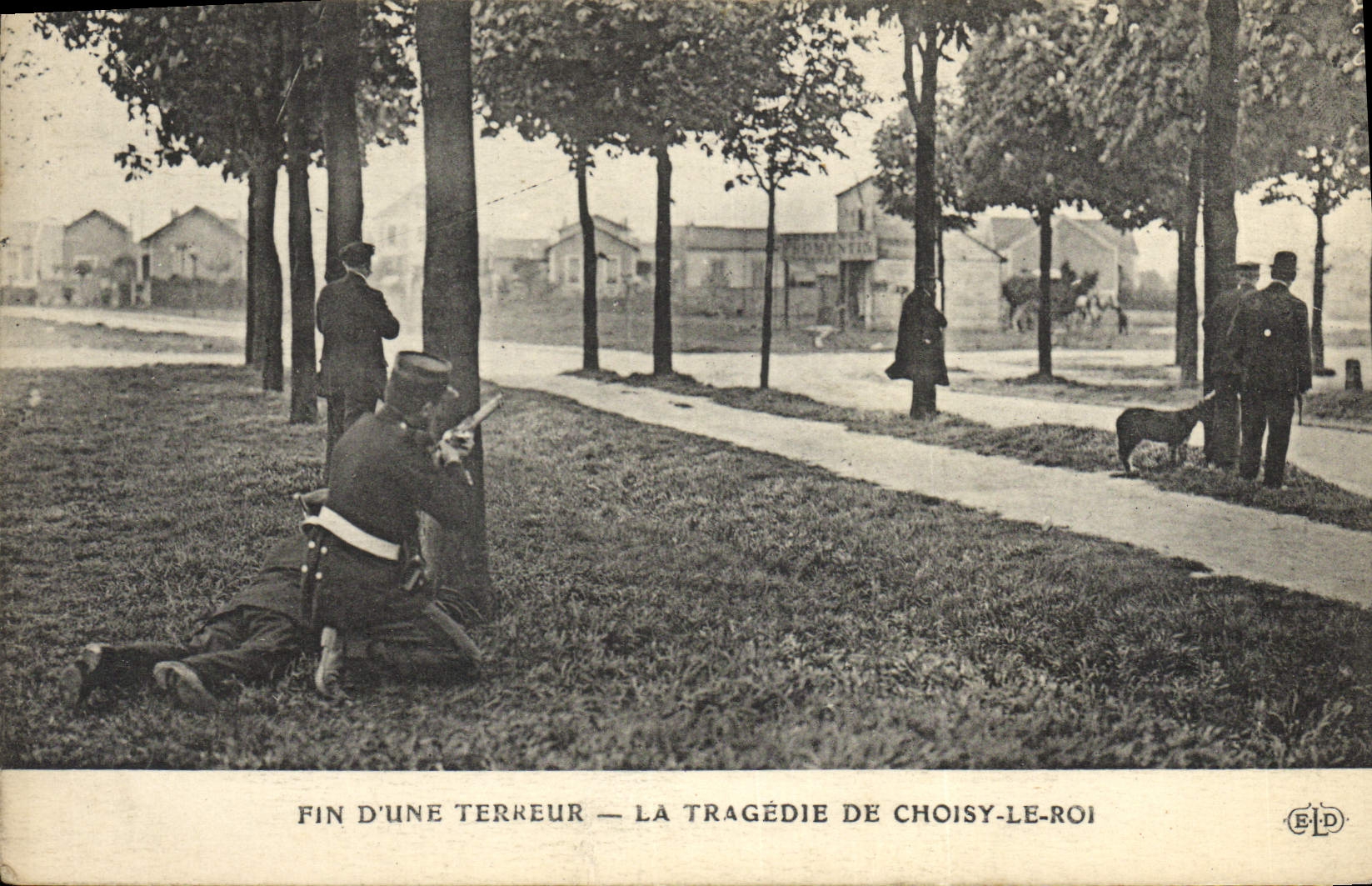 VINTAGE POSTCARD Fine of a terror Tragedy of Choisy the King