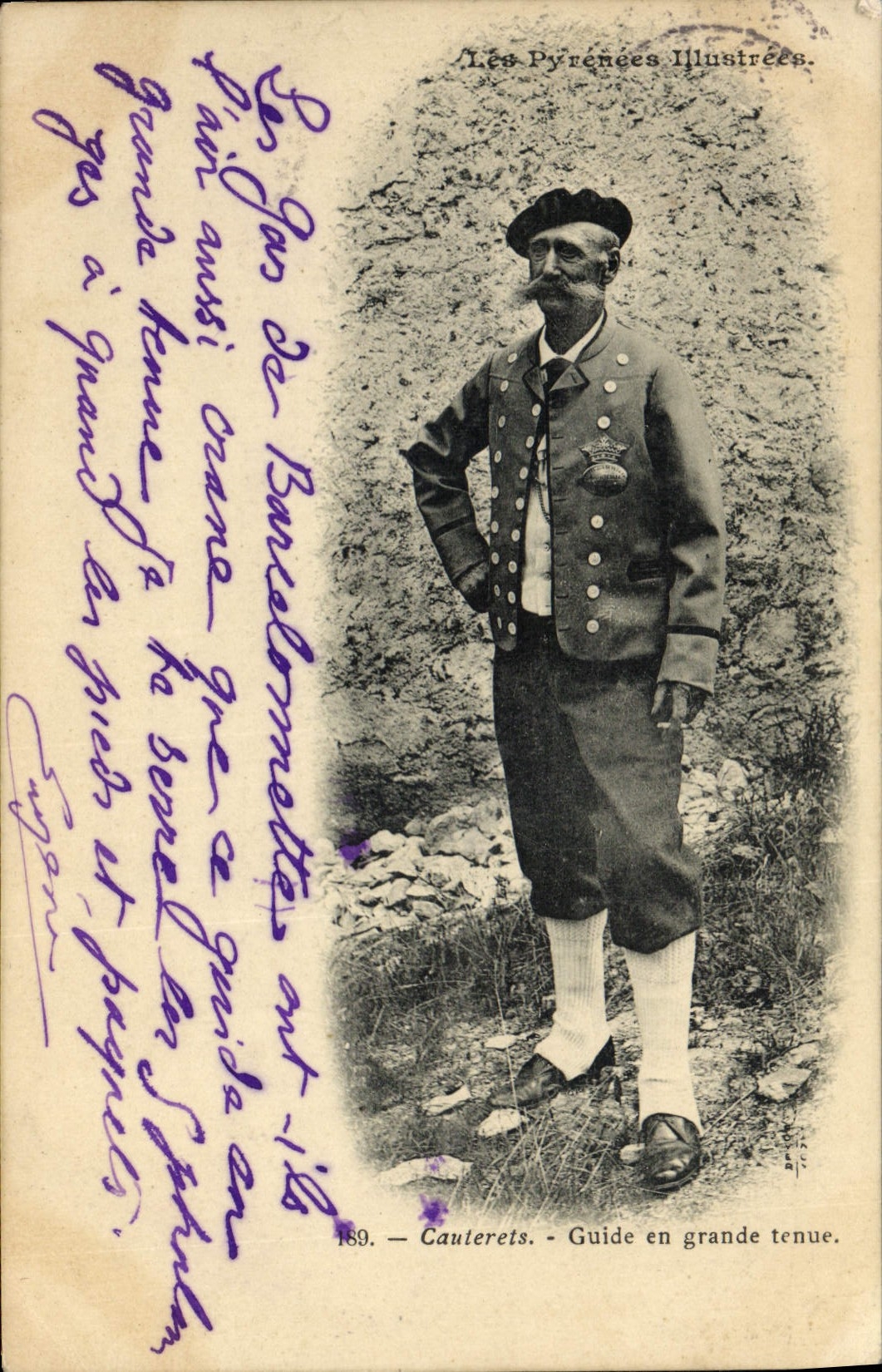 CPA Alpinisme Pyrenees Cauterets Guide en grande tenue Foklore