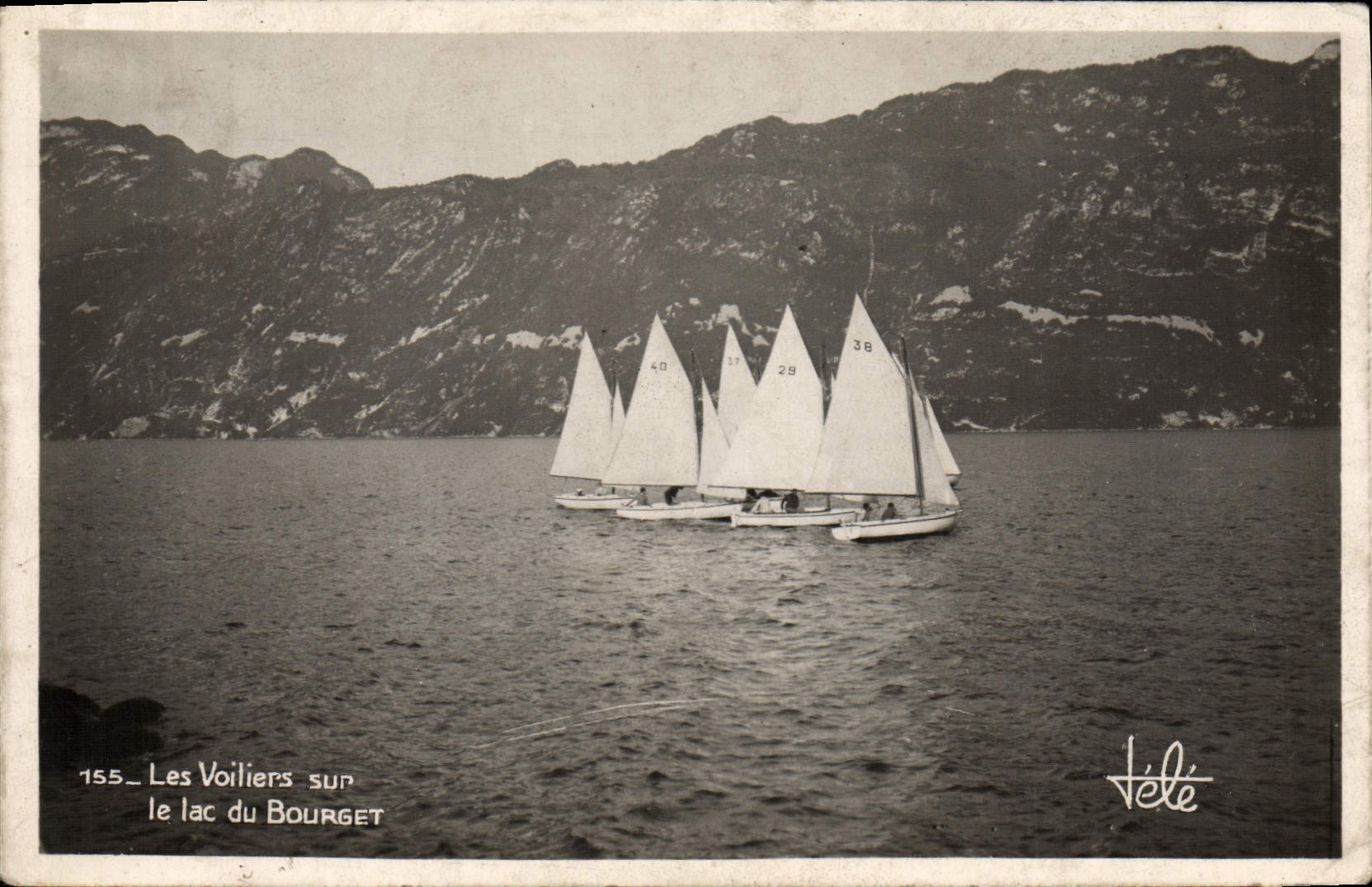 VINTAGE POSTCARD Sailing Boat sailing ships on the lake of Le Bourget