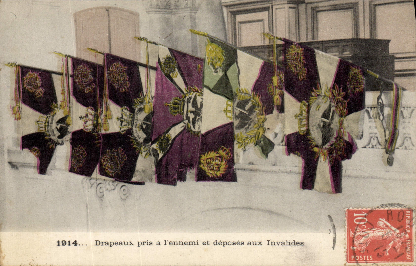 VINTAGE POSTCARD Militaria Flags taken with the enemy and demountings with the Invalids