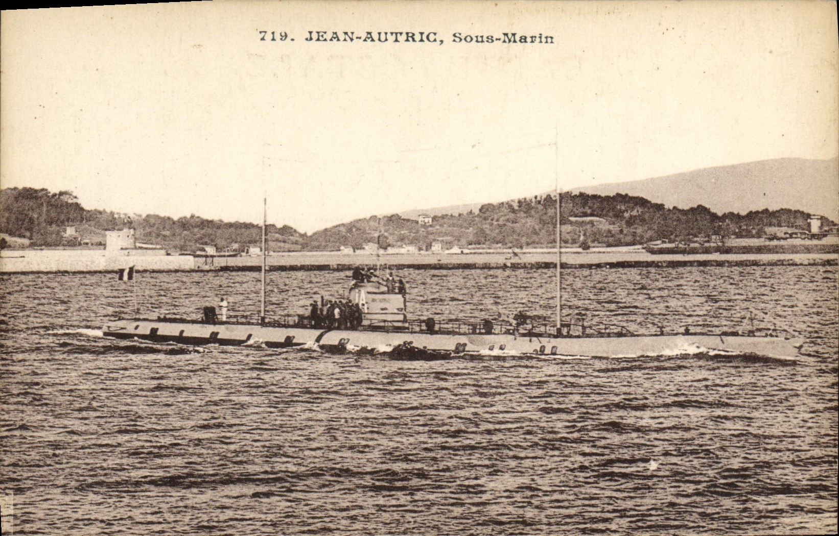 VINTAGE POSTCARD Warship Jean Autric Underwater