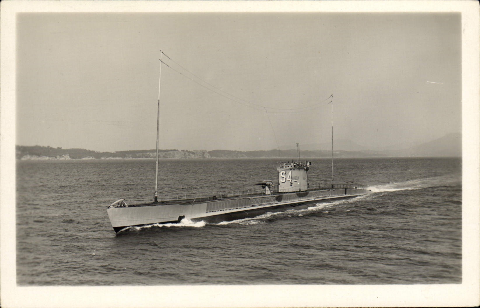 CPA Bateau de guerre Sous-marin marsouin
