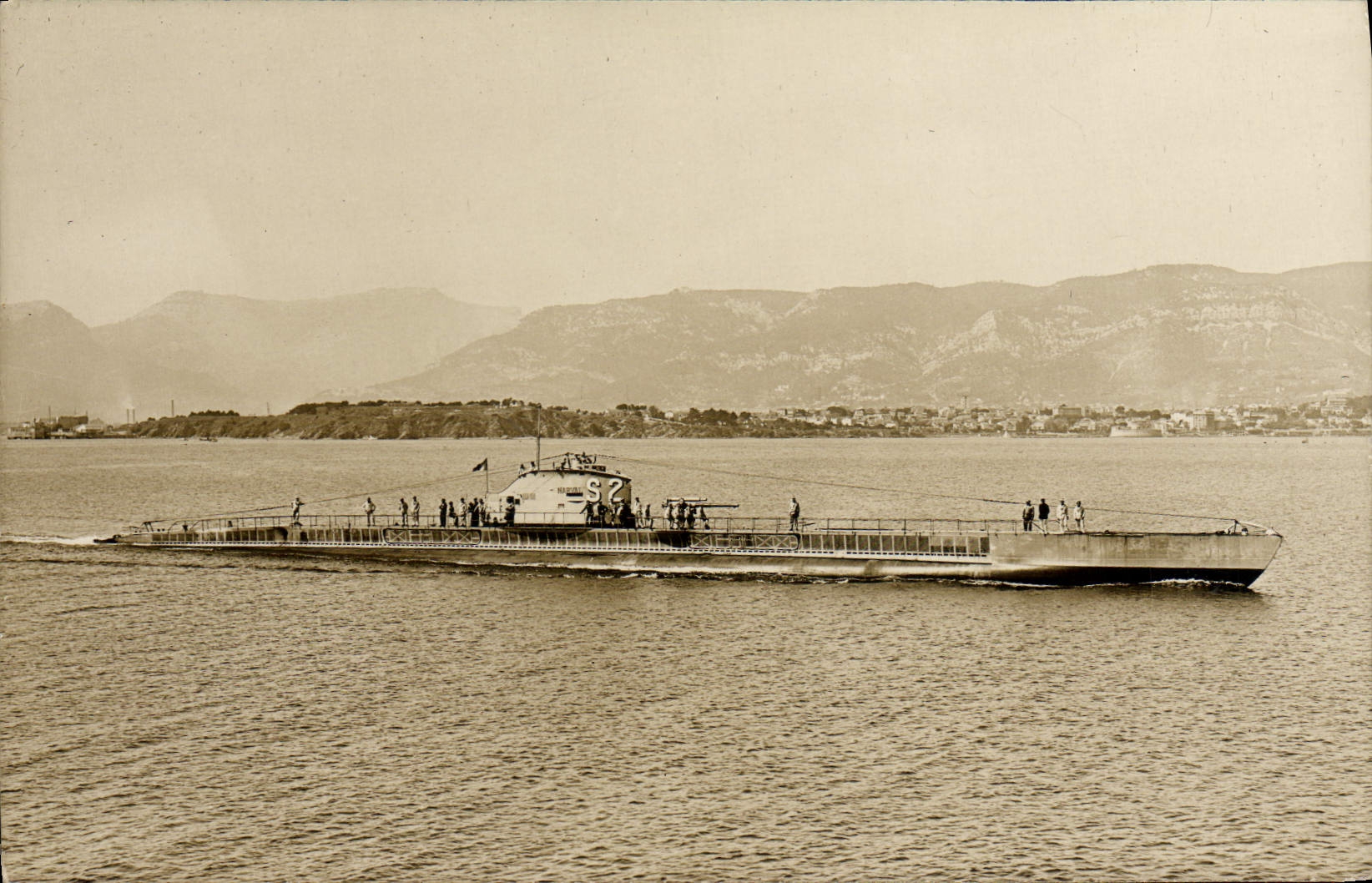 CPA Bateau de guerre Sous-marin S2