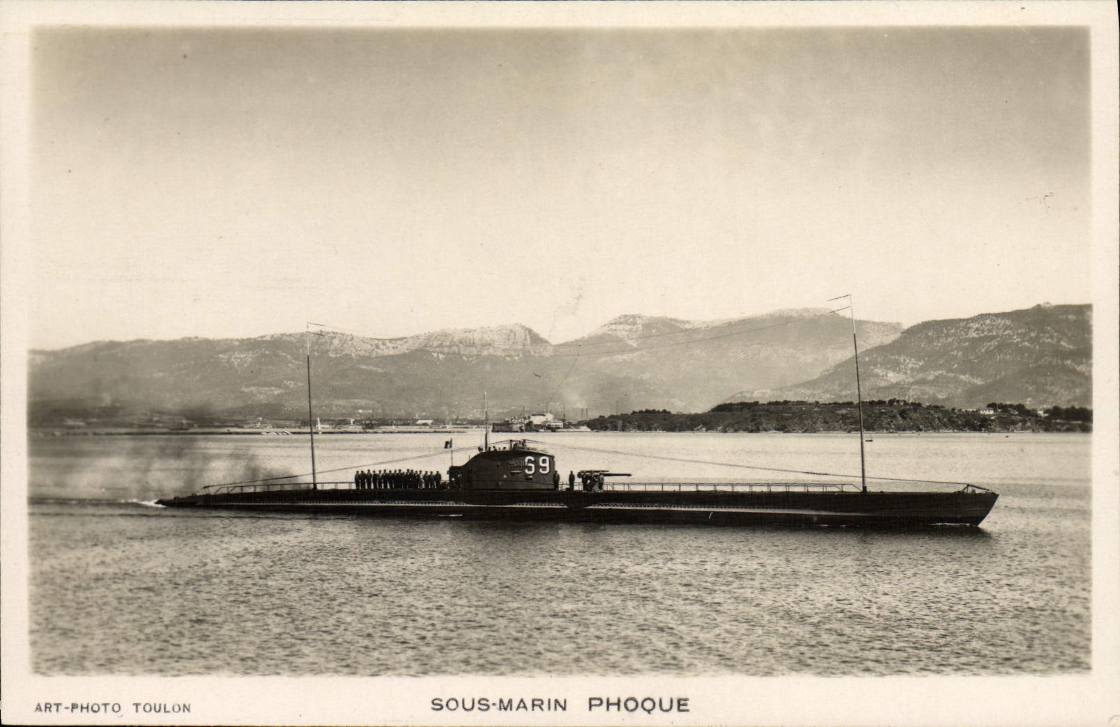 VINTAGE POSTCARD Underwater Warship Seal