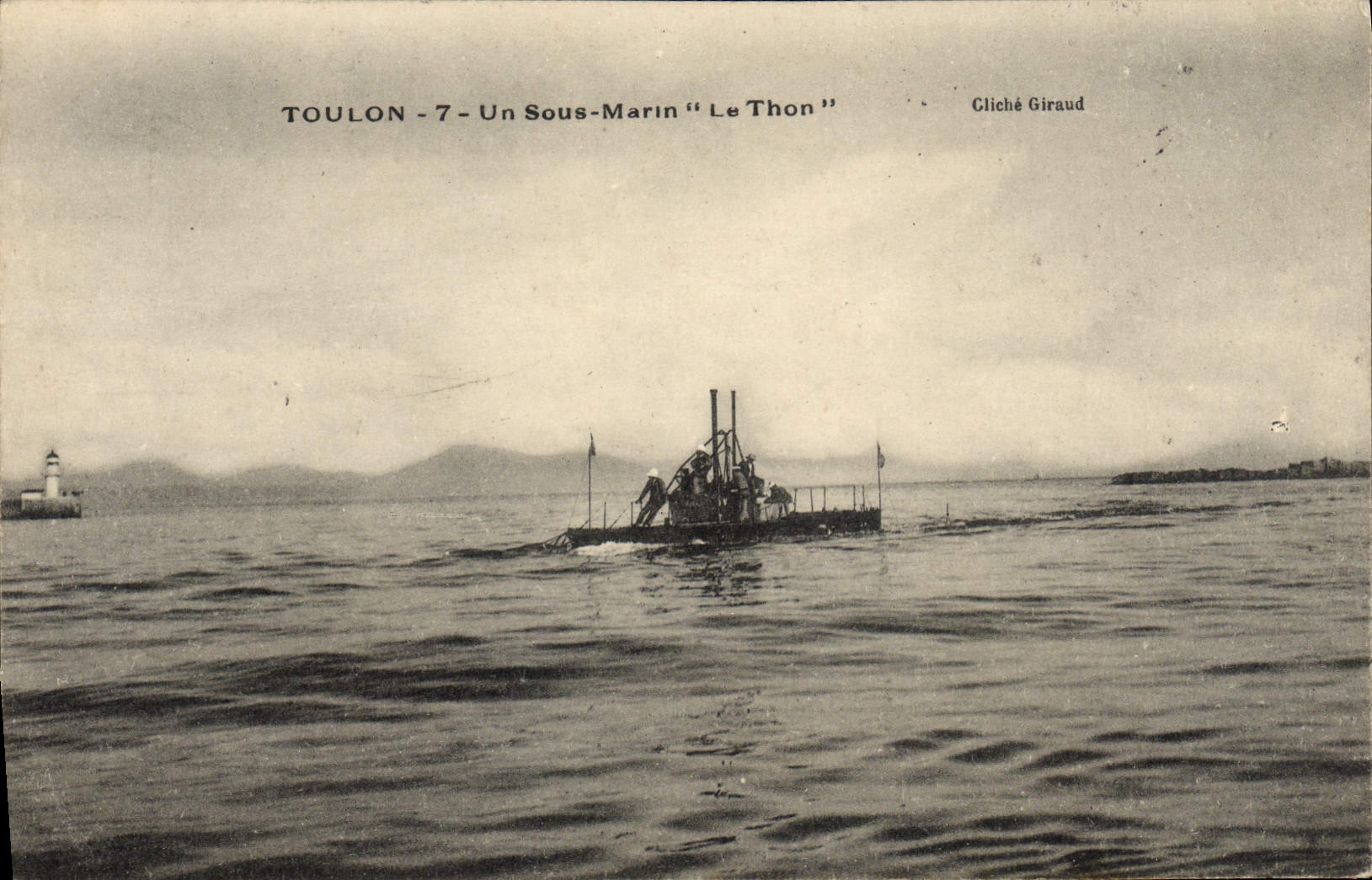 VINTAGE POSTCARD Underwater Warship the Tuna