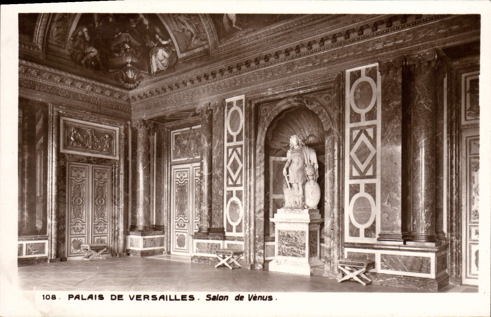 CPA Palais De Versailles Salon De Venus