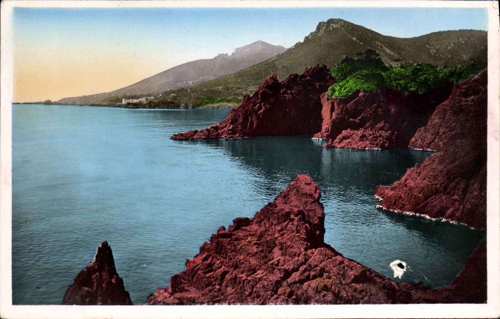 VINTAGE POSTCARD the Dimension Of Azure Red Rocks Of Trayas