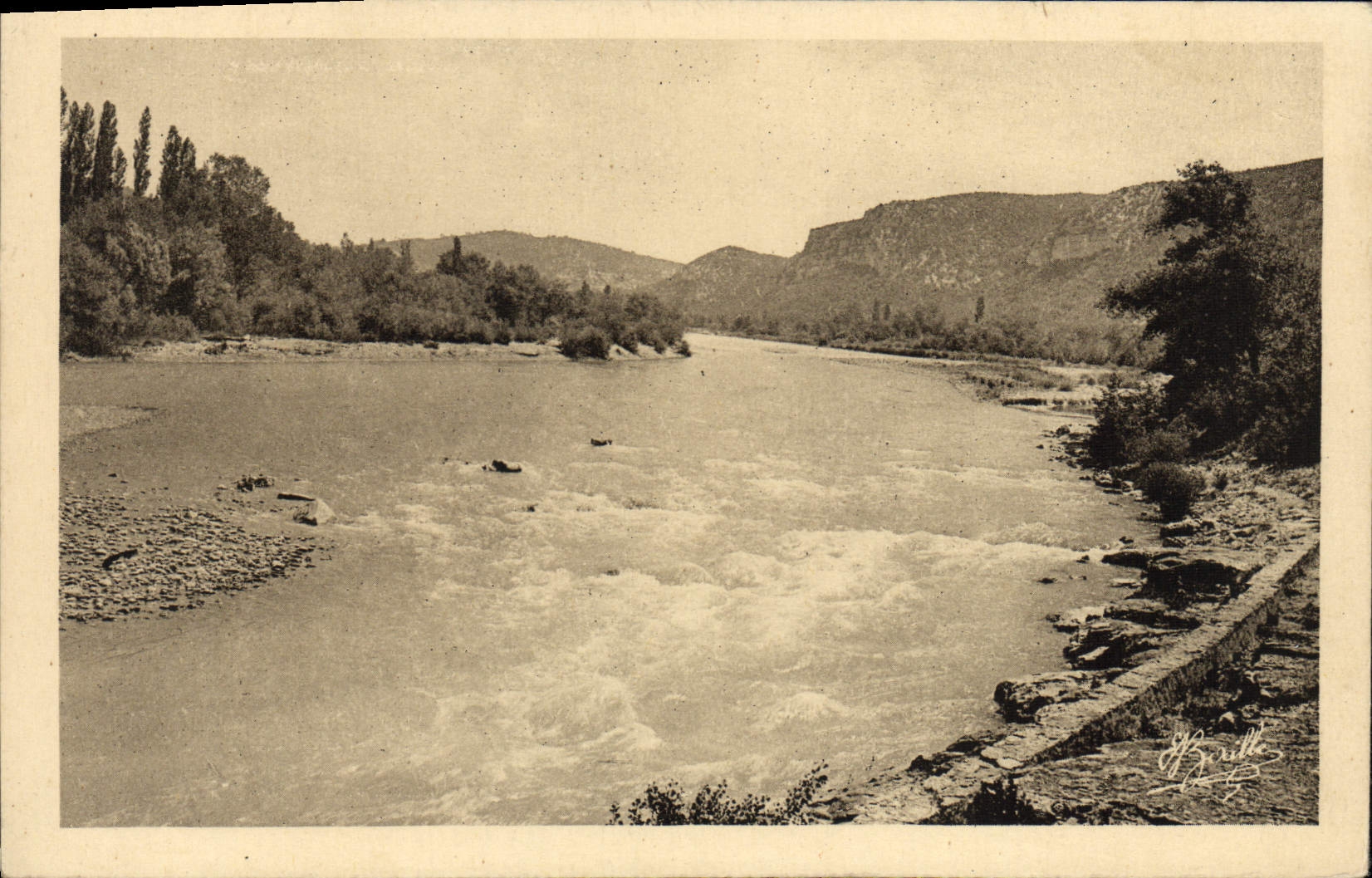 VINTAGE POSTCARD Greoux Les Bains the Verdon