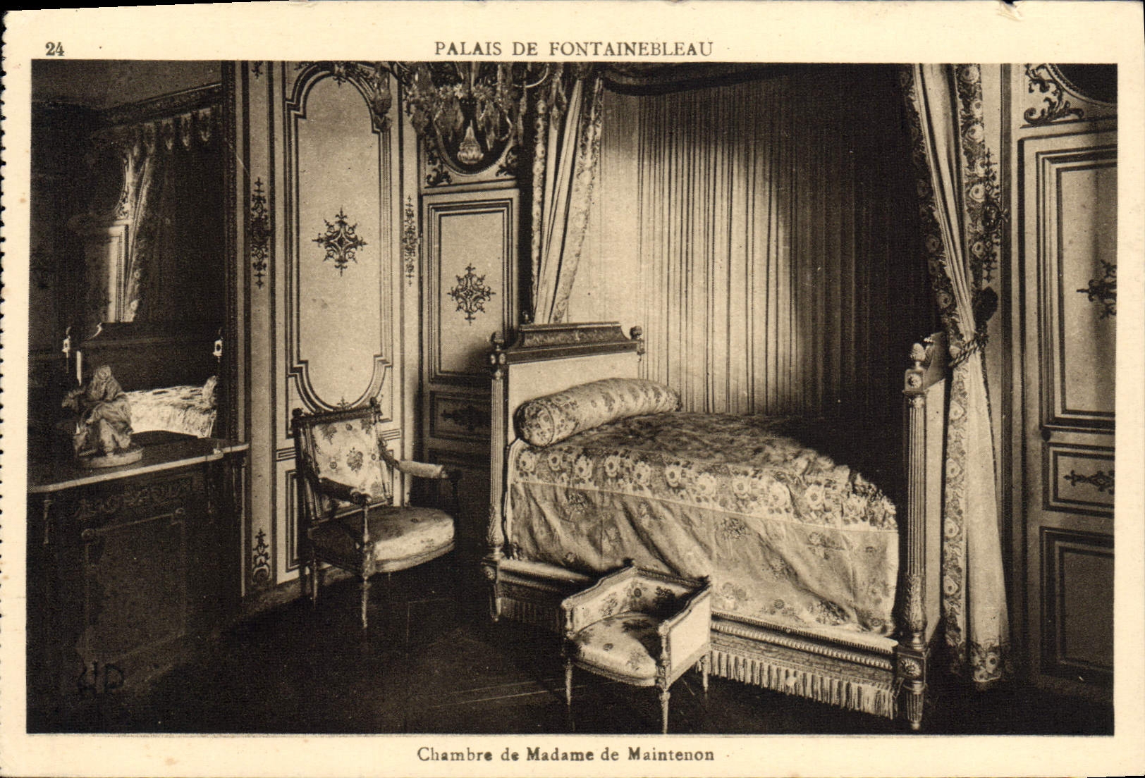 CPA Palais De Fontainbleau Chambre de Madame de Maintenon