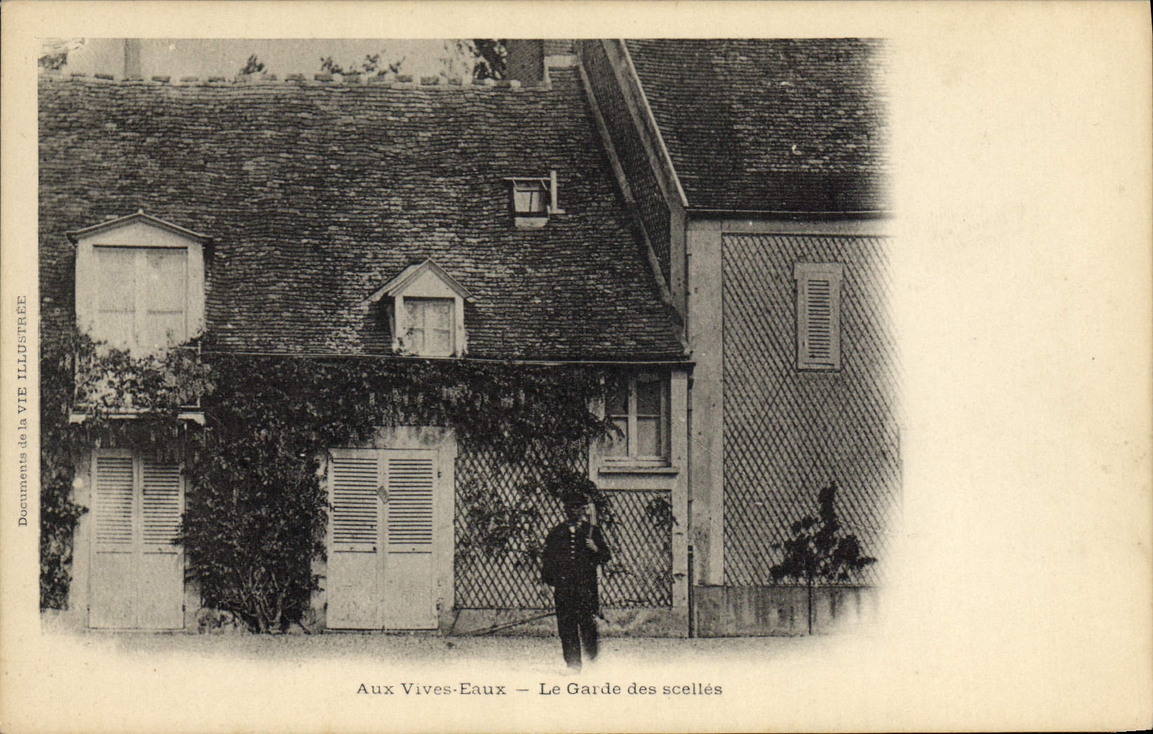 CPA Aux Vives Eaux Vices Le garde des scelles
