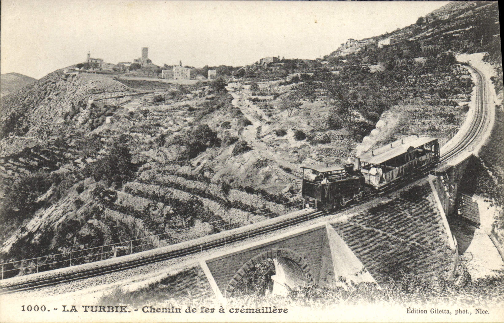 CPA Train Locomotive La Turbie Chemin de fer a cremaillere 