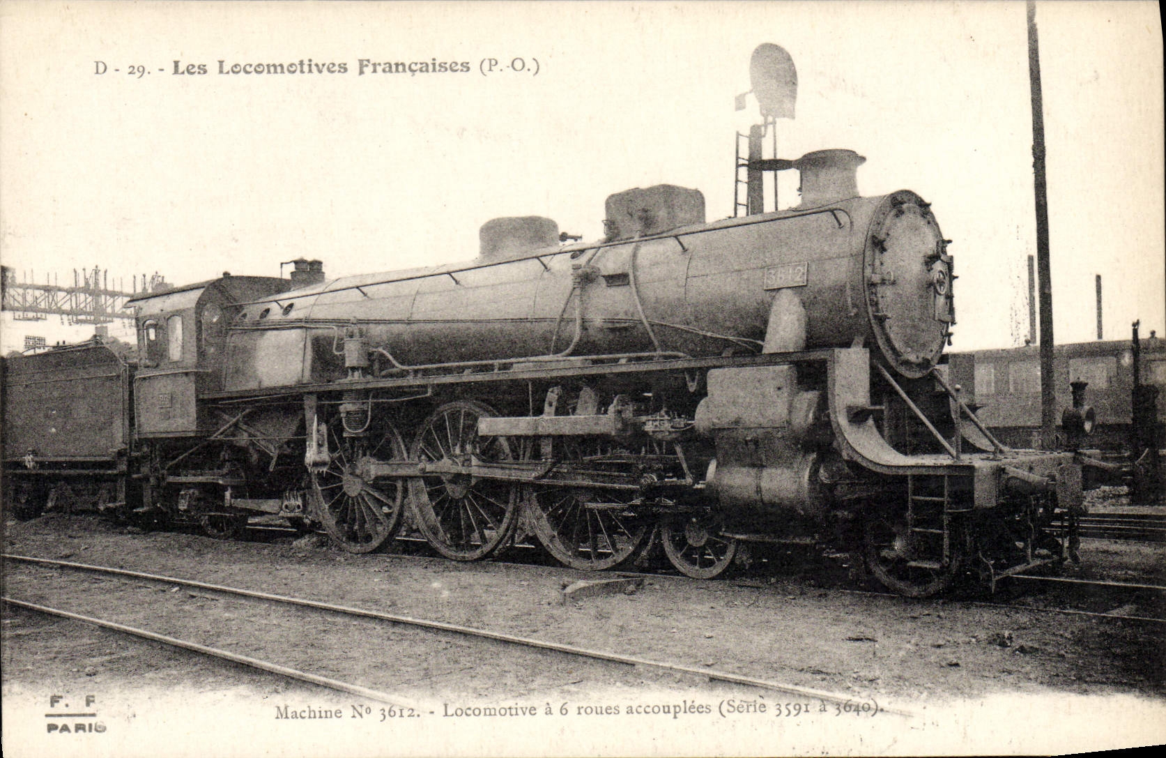 CPA Train Locomotive Machine 3612 Locomotive a 6 roues accouplees