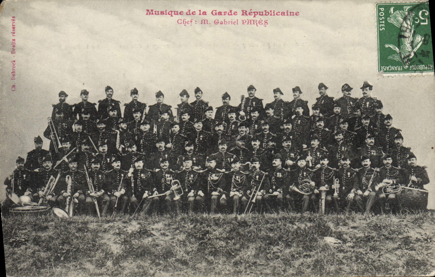 La POSTAL Militaria Musique de la VENDIMIA del protector republicano de Gabrile evita