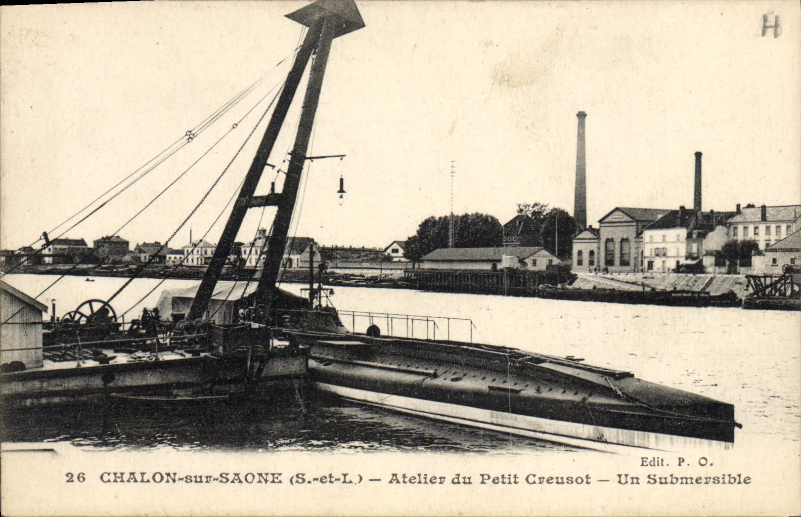 CPA Bateau Chalon sur Saone Atelier du petit Creusot Un submersible 