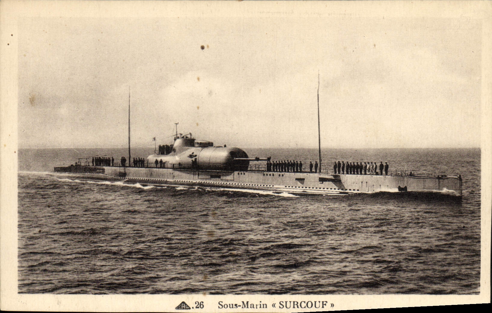 VINTAGE POSTCARD Boat Surcouf Submarine