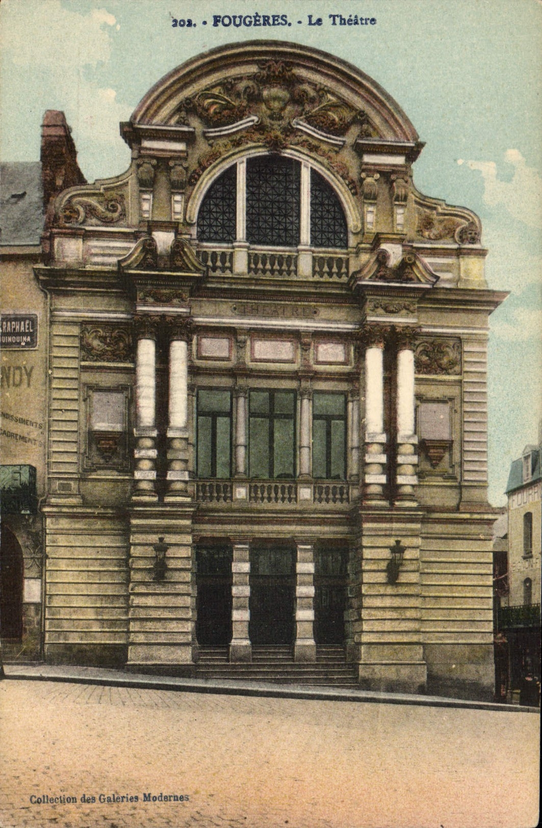 CPA Fougeres Le Theatre 