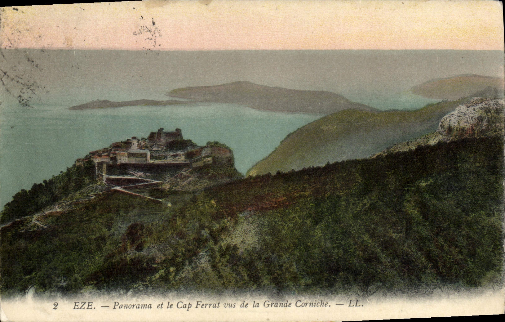 Panorama y el cabo Ferral de Eze de la POSTAL de la VENDIMIA visto de la cornisa grande