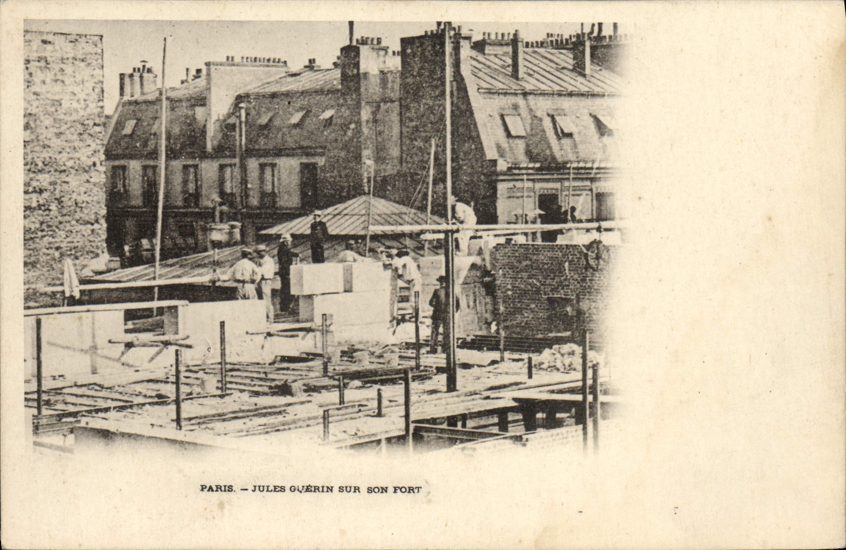 VINTAGE POSTCARD Justice Paris Jules Guerin on his fort