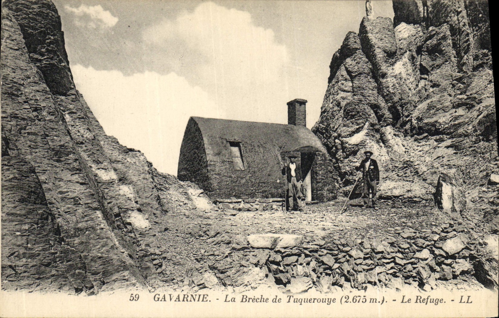 CPA Alpinisme Gavarnie La Breche de Tuquerouye le refuge