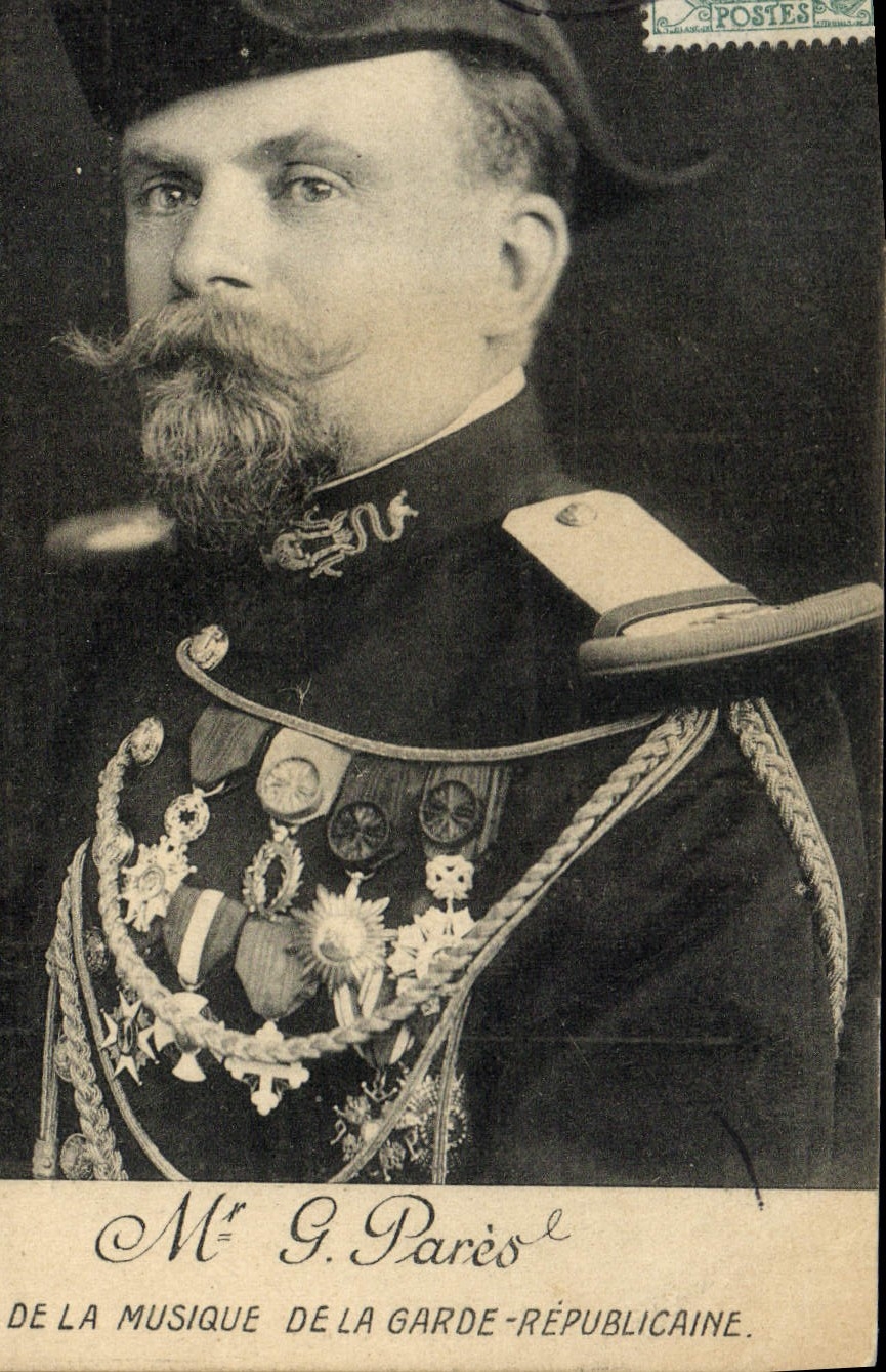CPA Militaria Garde Republicaine Mr G Pares Chef de la Musique de la Garde Republicaine
