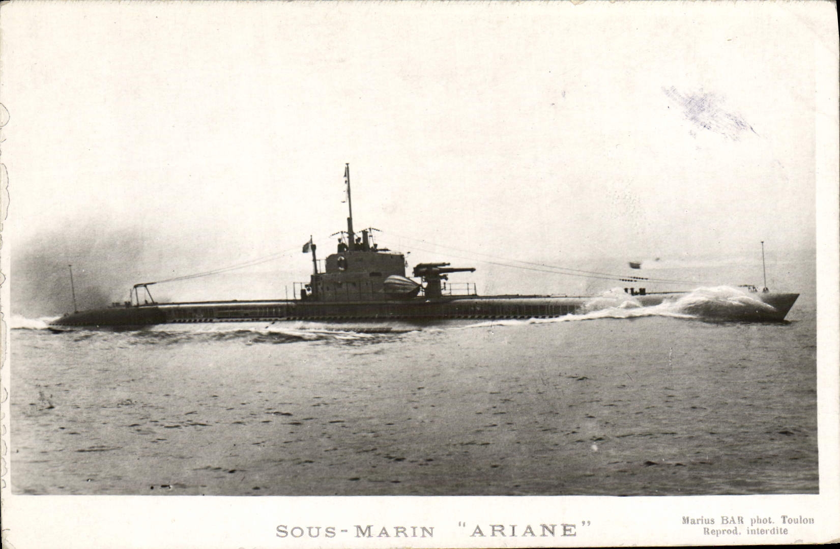 CPA Bateau de guerre Sous-marin Ariane 