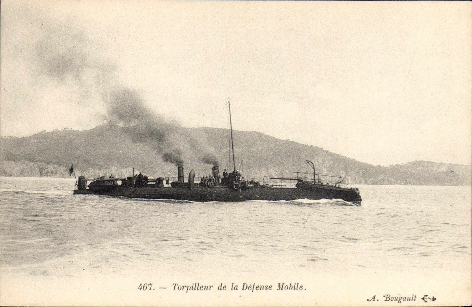 VINTAGE POSTCARD Warship Destroyer of mobile defense