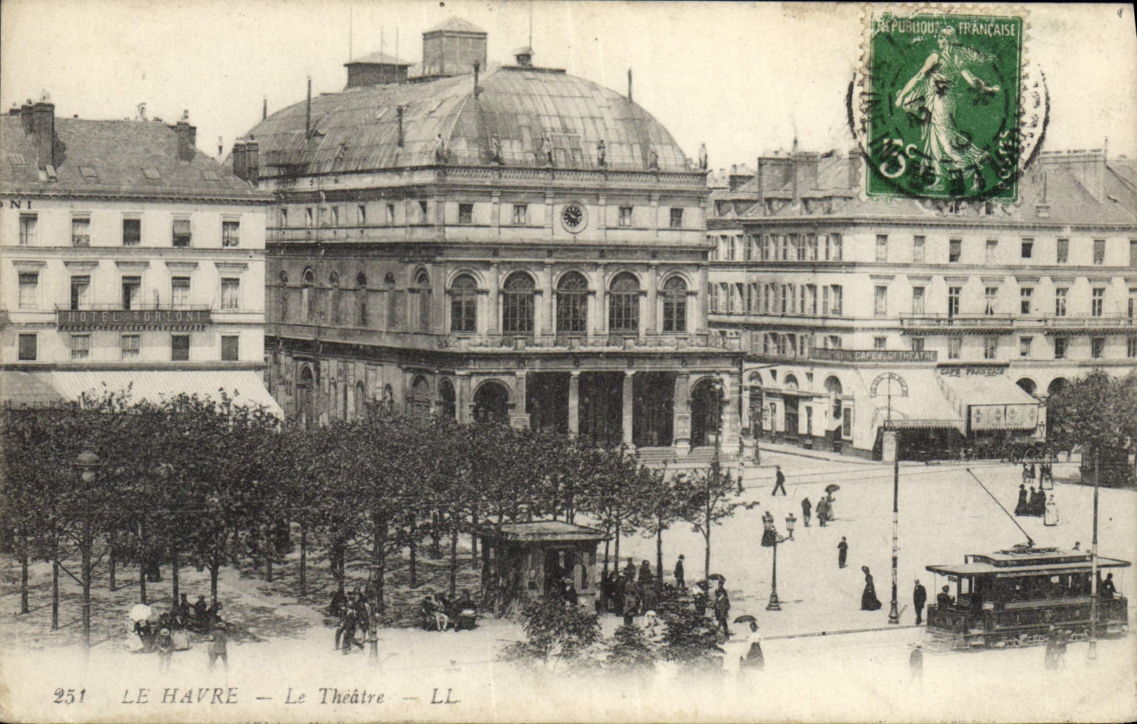 CPA Le theatre Le Havre Tramway