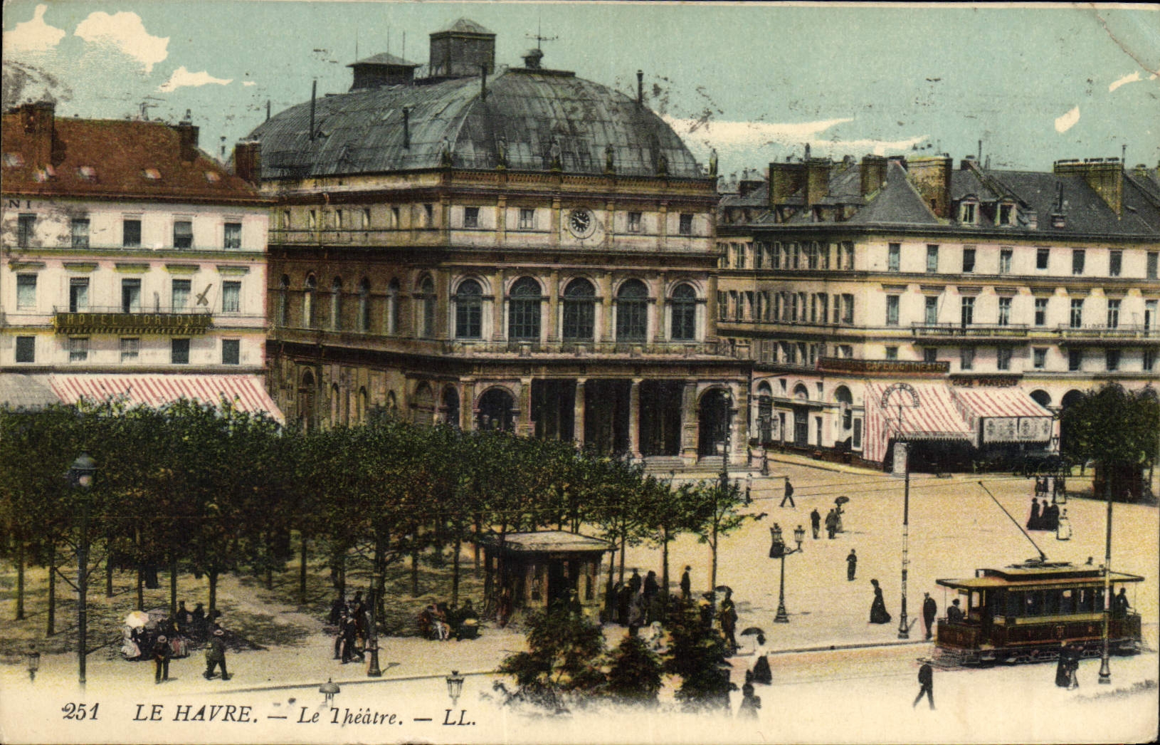 CPA Le theatre Le Havre Tramway