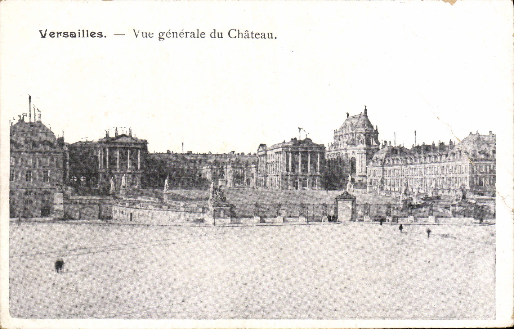 CPA Palais De Versailles Vue Generale du Chateau