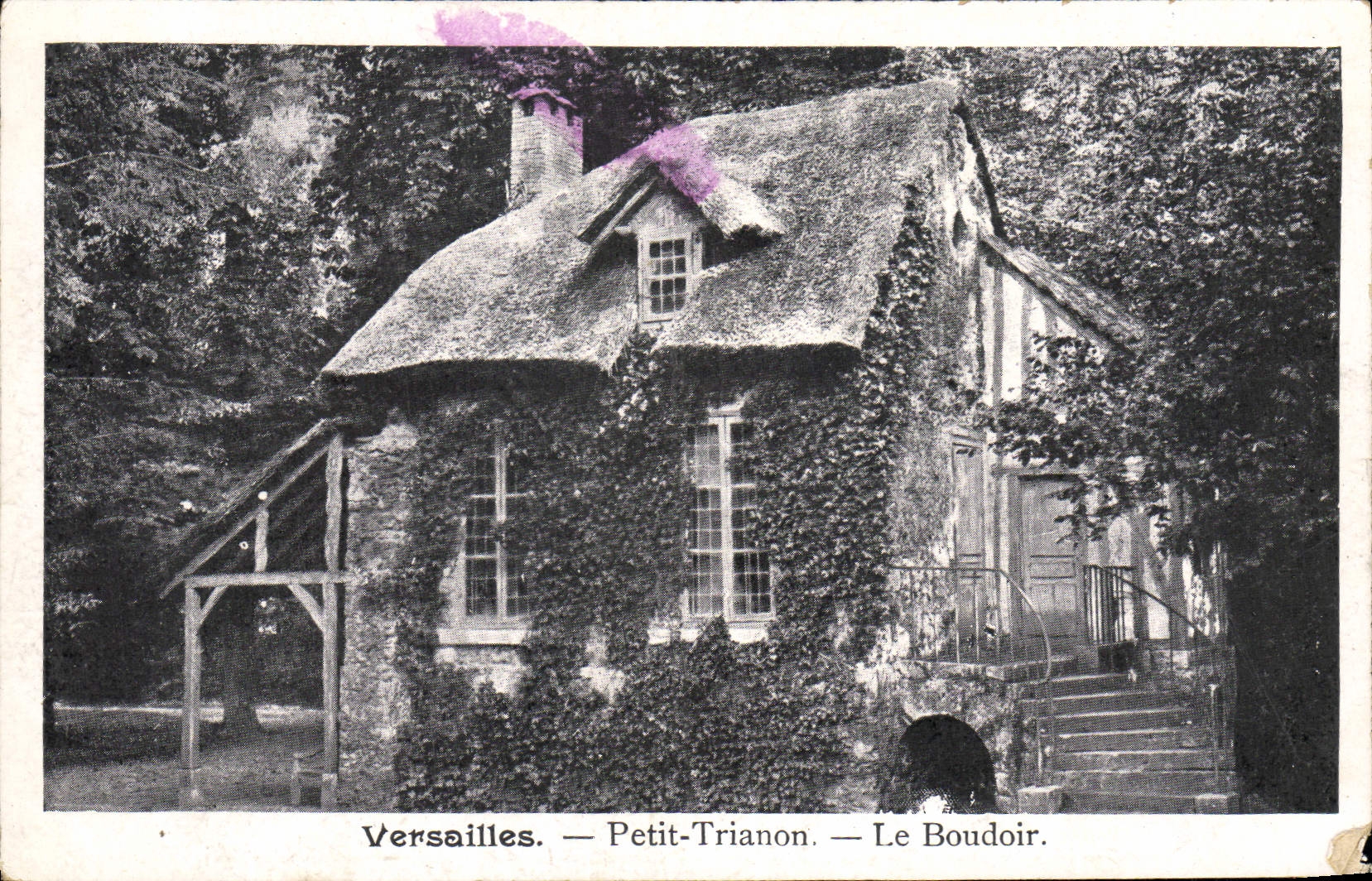 CPA Palais De Versailles Petit Trianon le boudoir