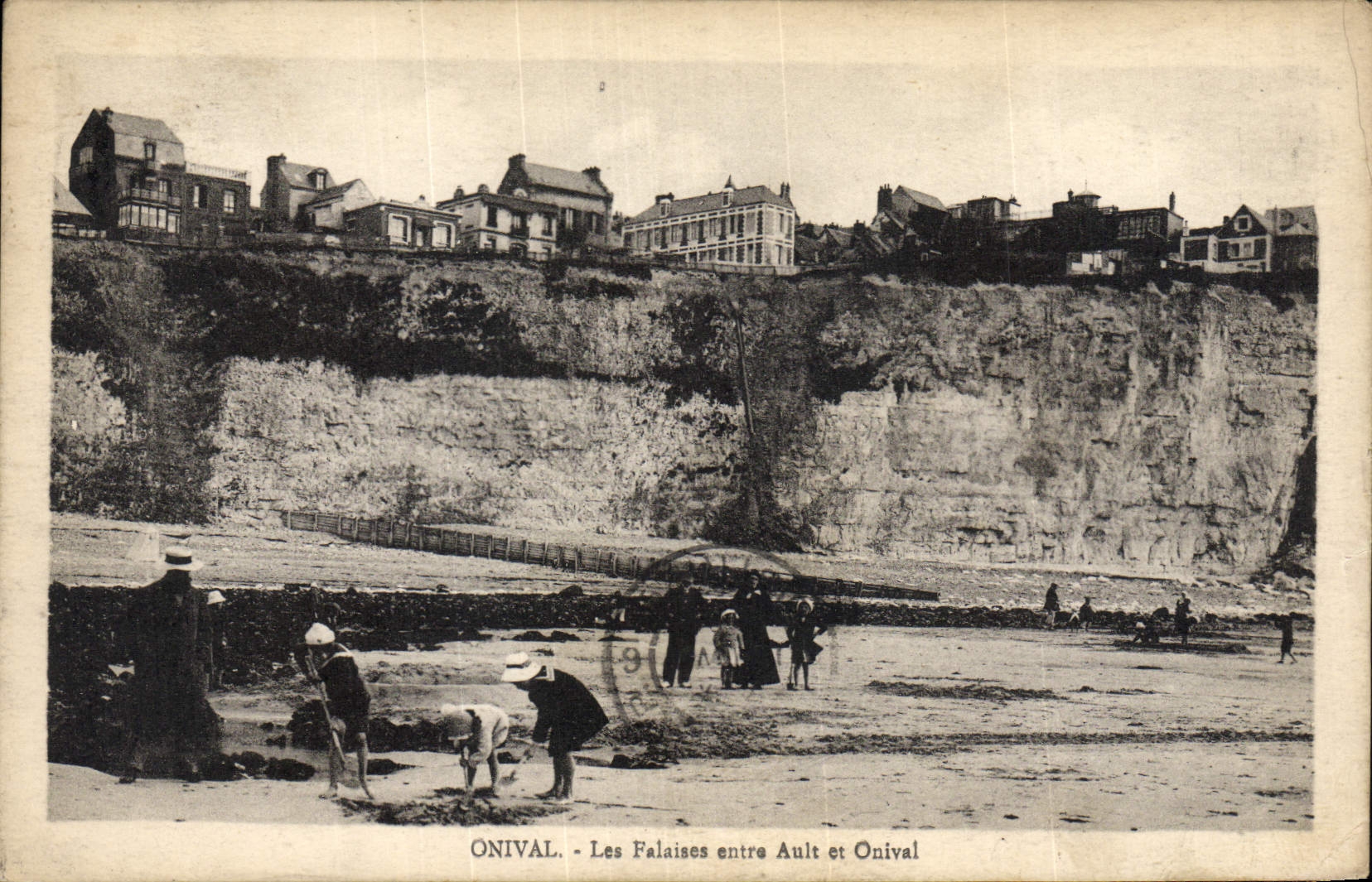 CPA Onival Les Falaises Entre Ault et Onival Enfants