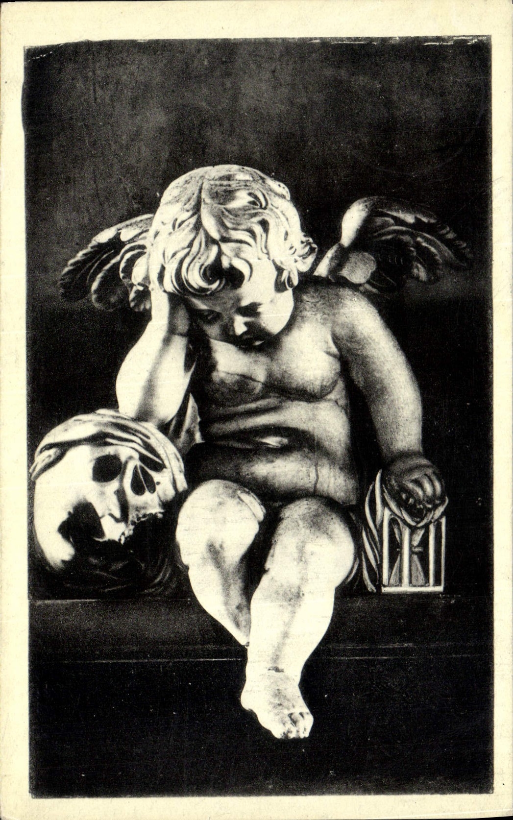 VINTAGE POSTCARD Amiens Cathedral the Whining Angel