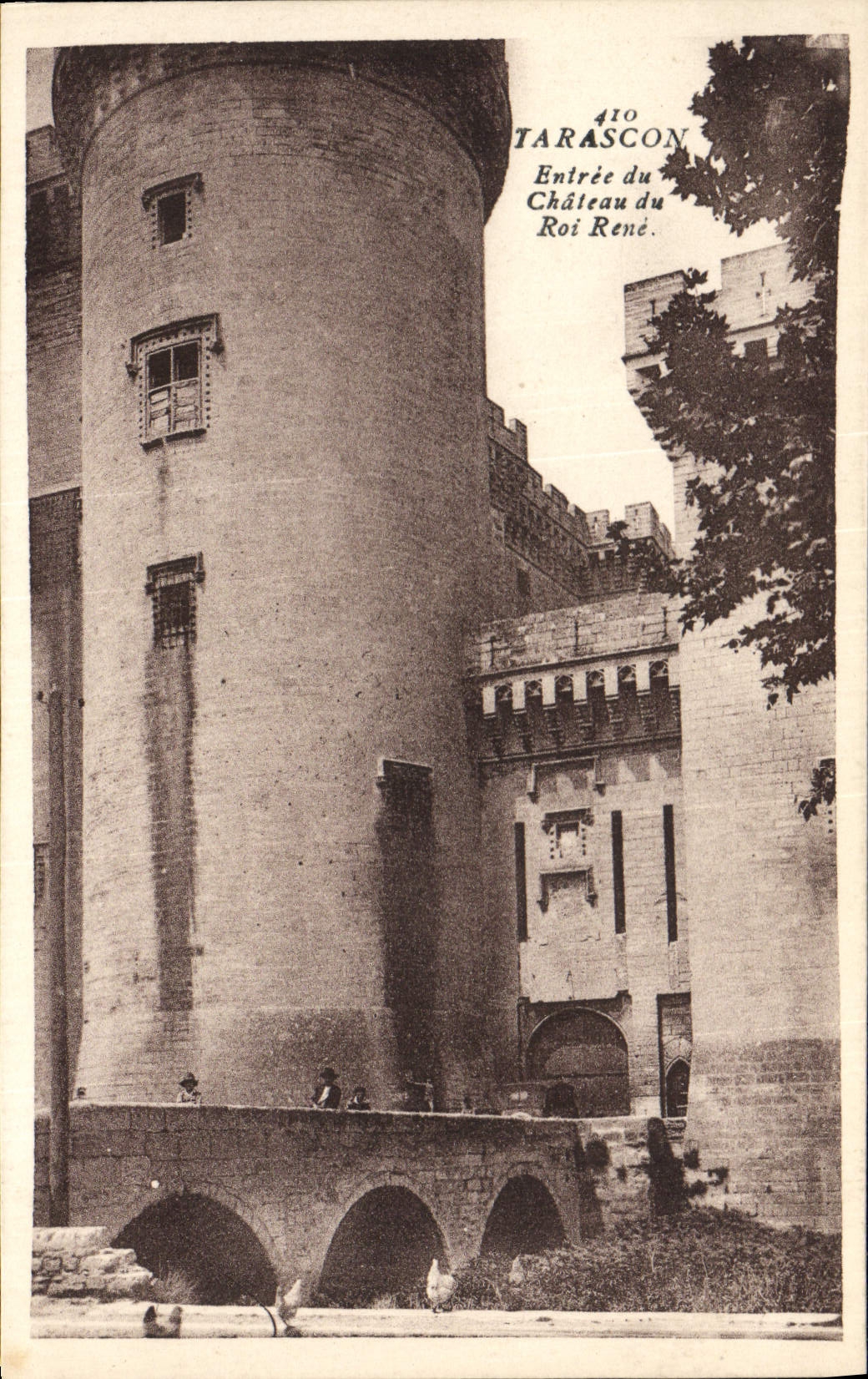 CPA Tarascon Entree du Chateau du Roi Rene