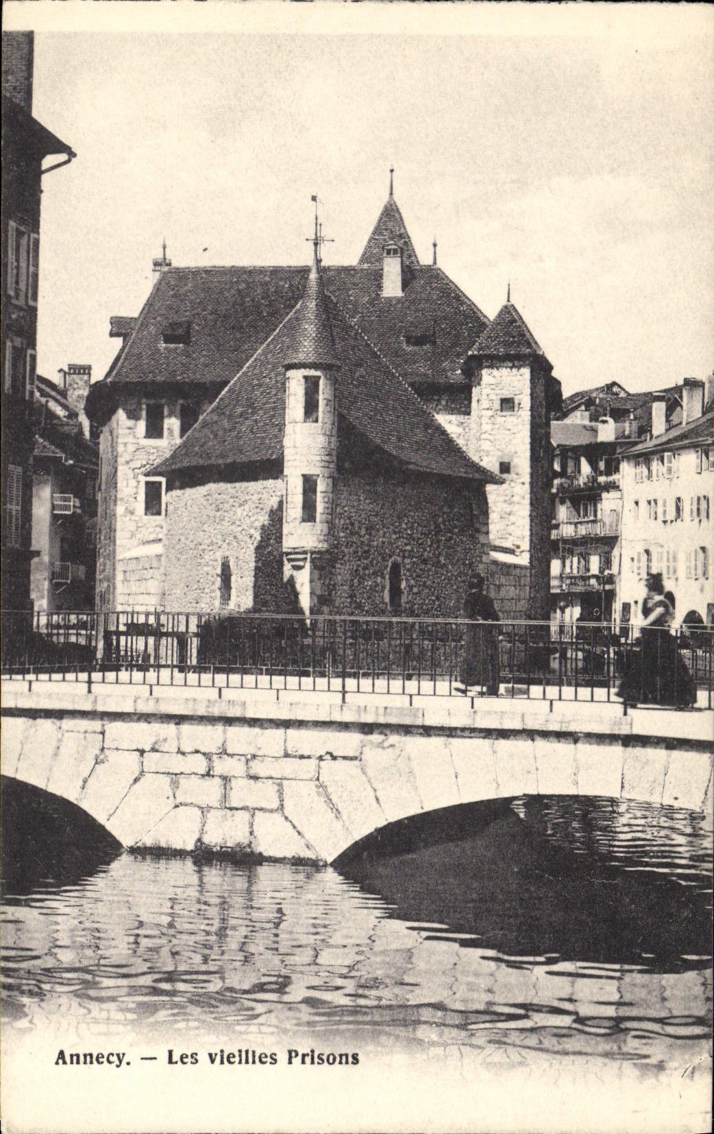 POSTAL de la VENDIMIA las prisiones viejas de Annecy