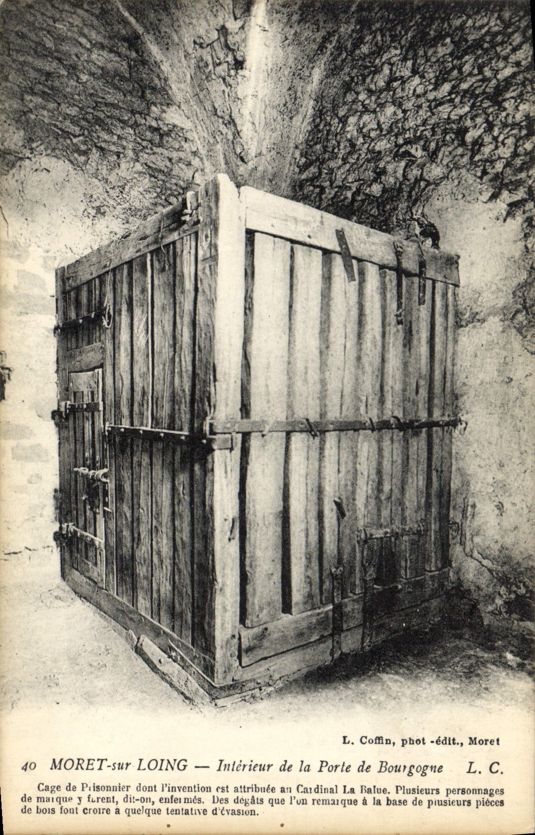 POSTAL Moret de la VENDIMIA en Loing interior de la puerta de la jaula de la prisión de Borgoña del preso